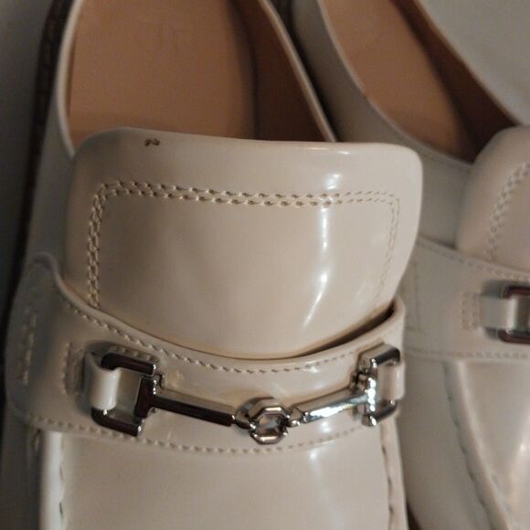 JF Flat Mule Slide Sz 10 Bright White Lug Sole Loafer Silver Buckle Bobbi Comfy - Picture 4 of 12